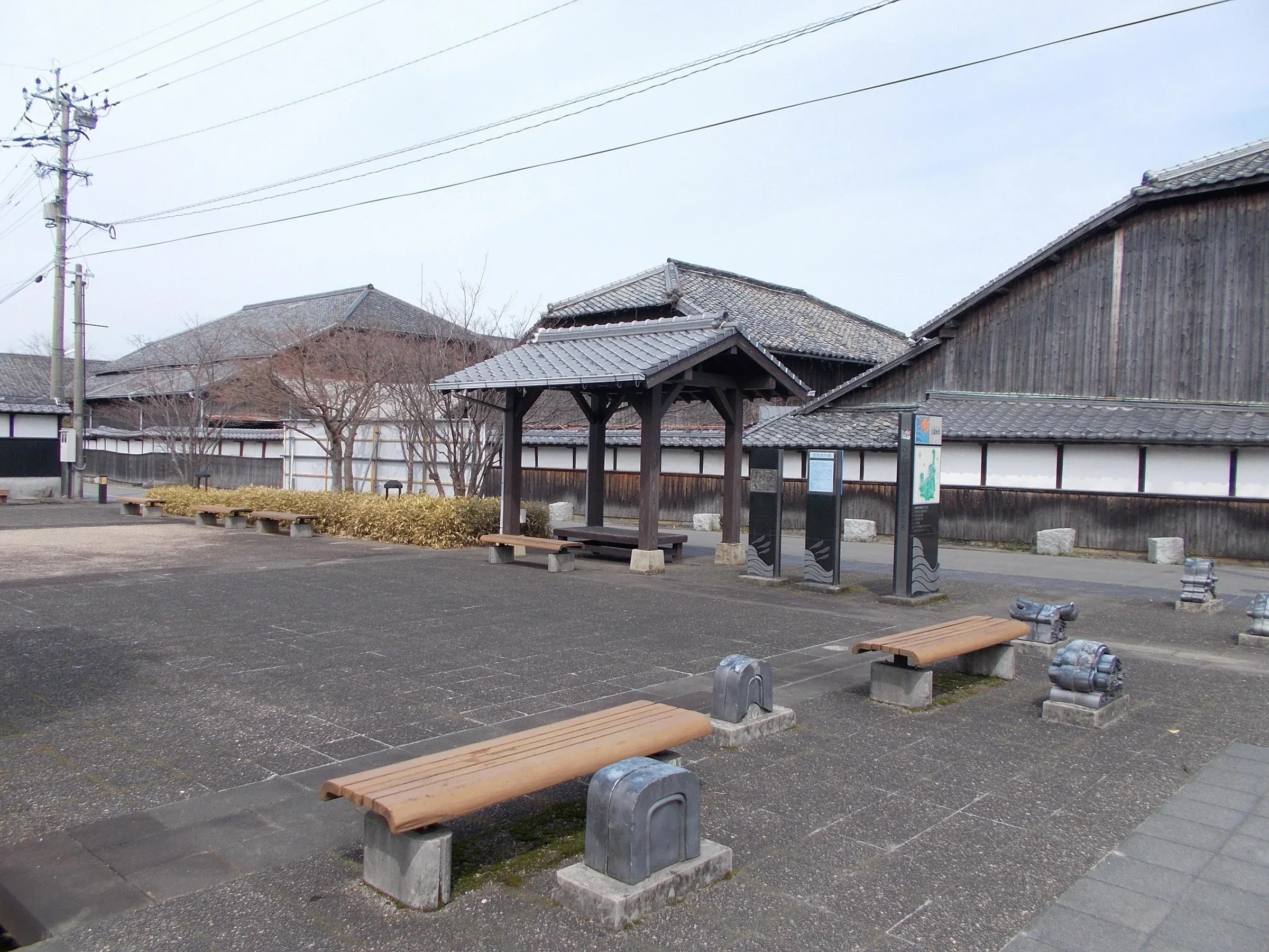 久留米城島的花之露酒造木造建築與せせらぎ公園休憩廣場