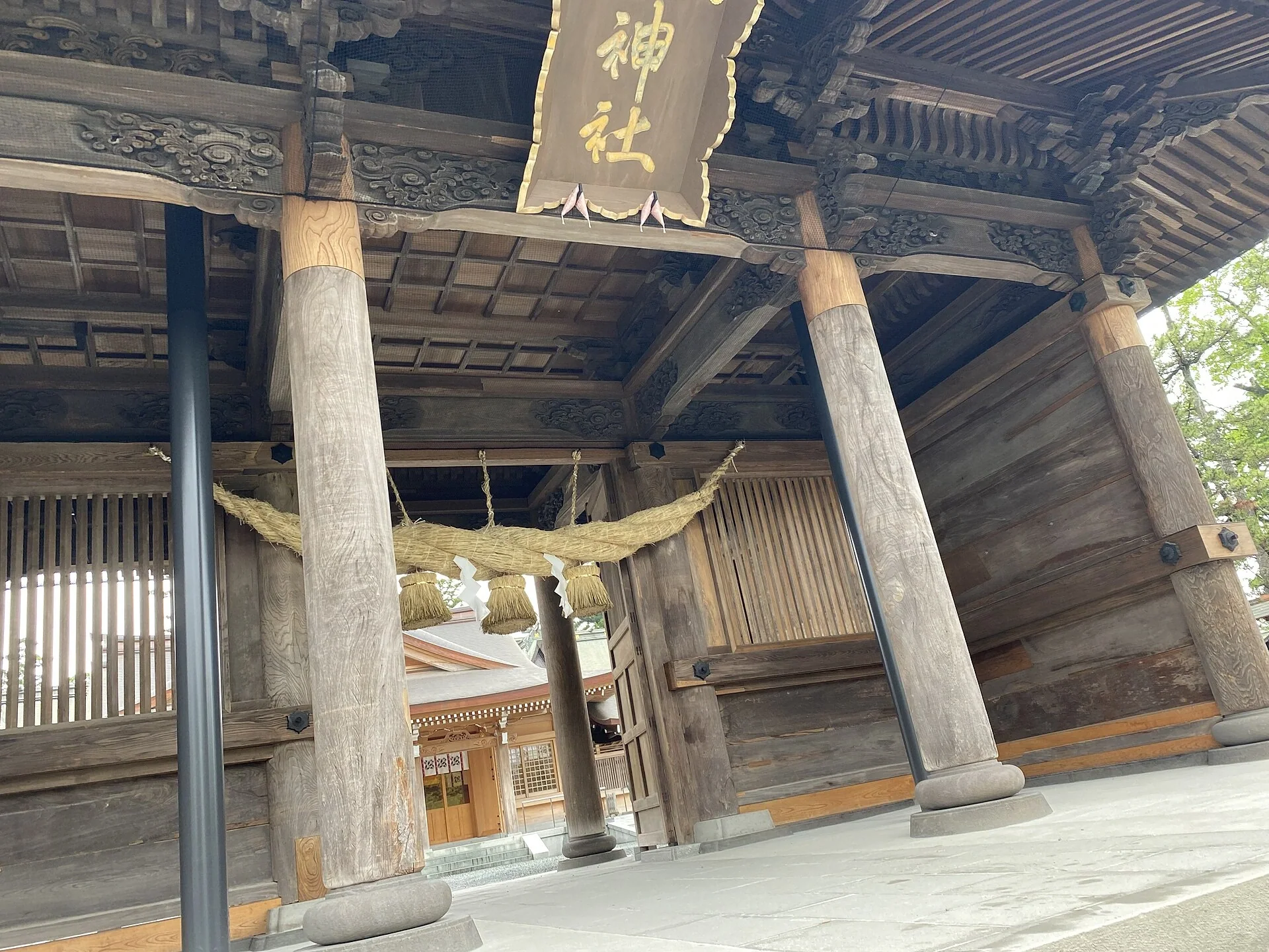 阿蘇神社樓門與參道