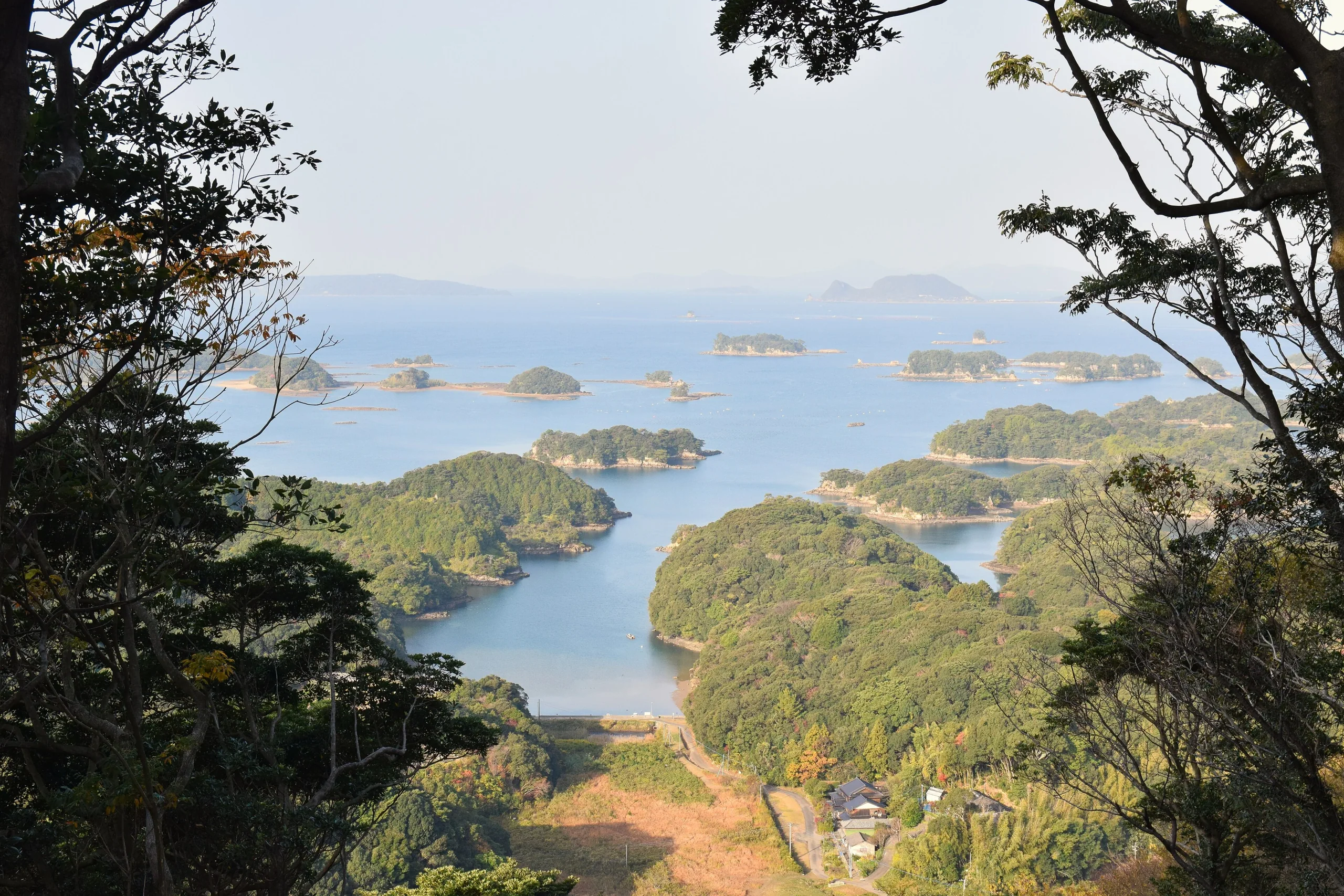 展海峰眺望佐世保九十九島群島與海灣